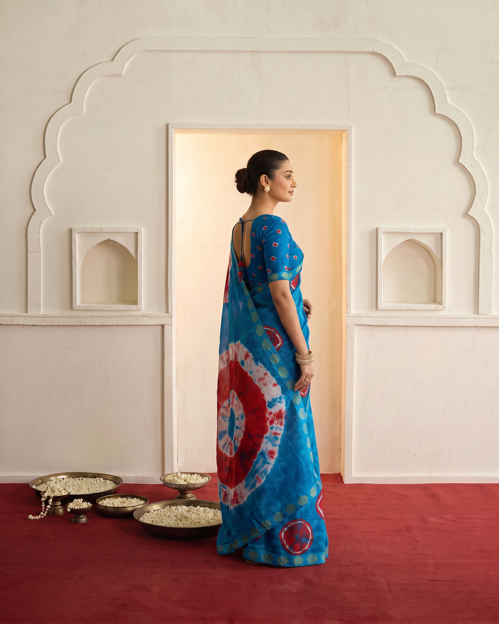 Vintage Charm Chikoo & Pink Shibori Saree