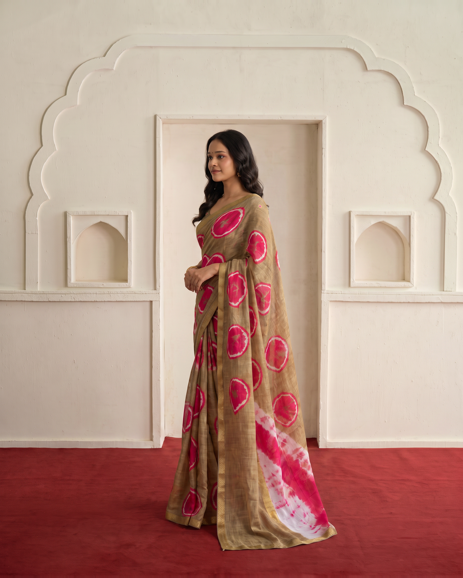 Vintage Charm Chikoo & Pink Shibori Saree