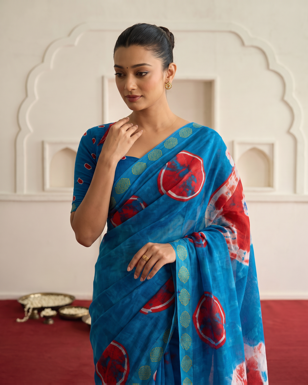 Vintage Charm Chikoo & Pink Shibori Saree