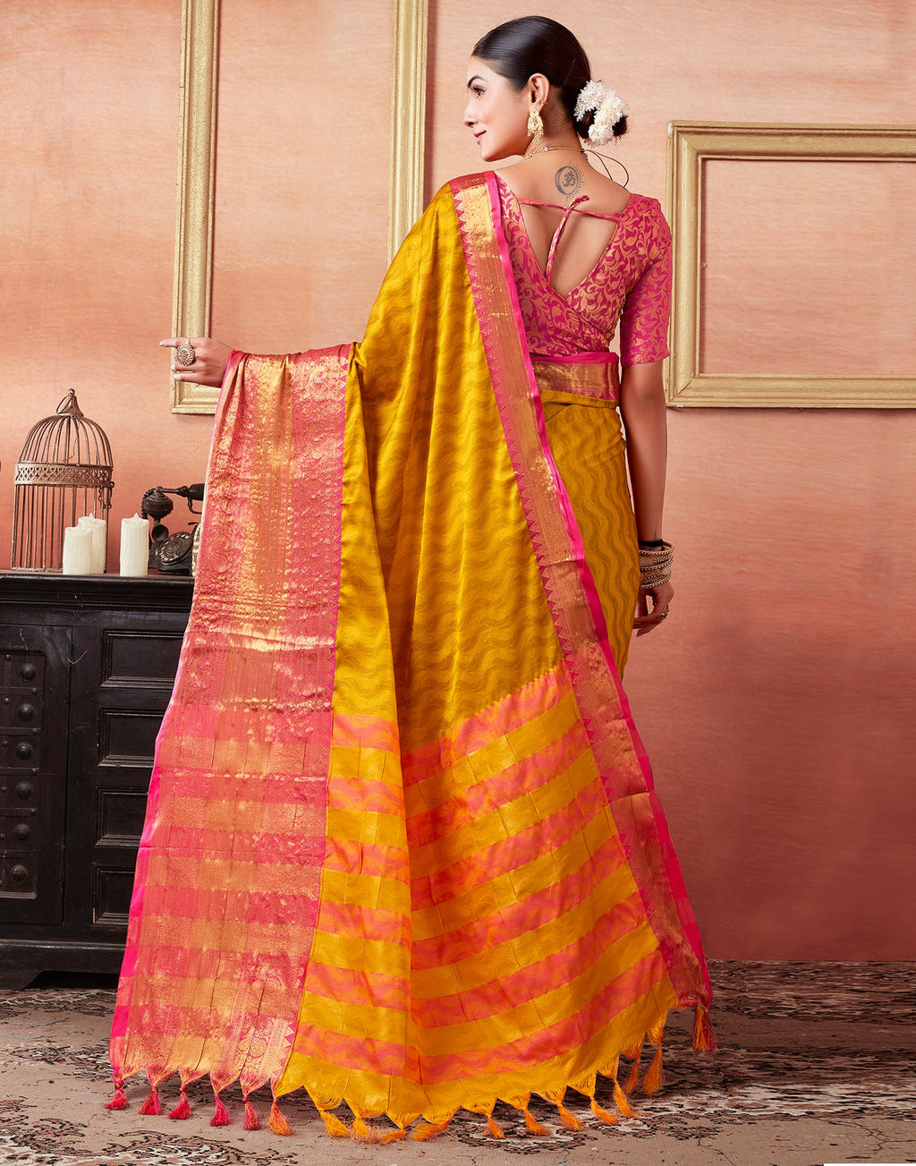 Vaibhav Cotton Silk Woven Kanjivaram Saree