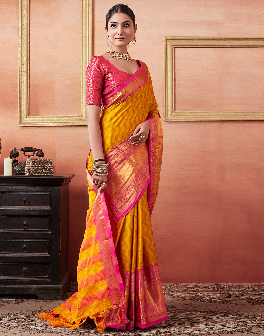 Vaibhav Cotton Silk Woven Kanjivaram Saree