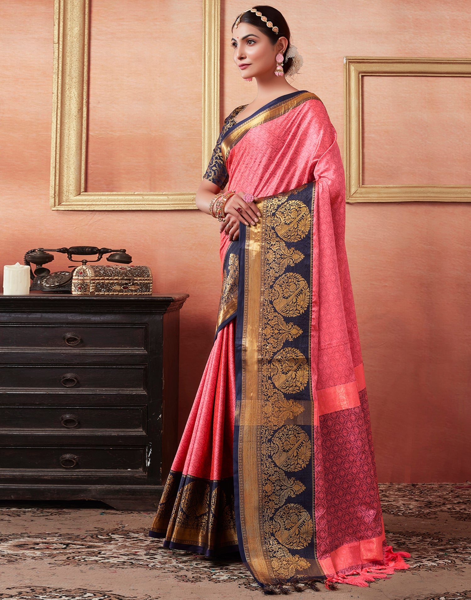 Vaibhav Cotton Silk Woven Kanjivaram Saree