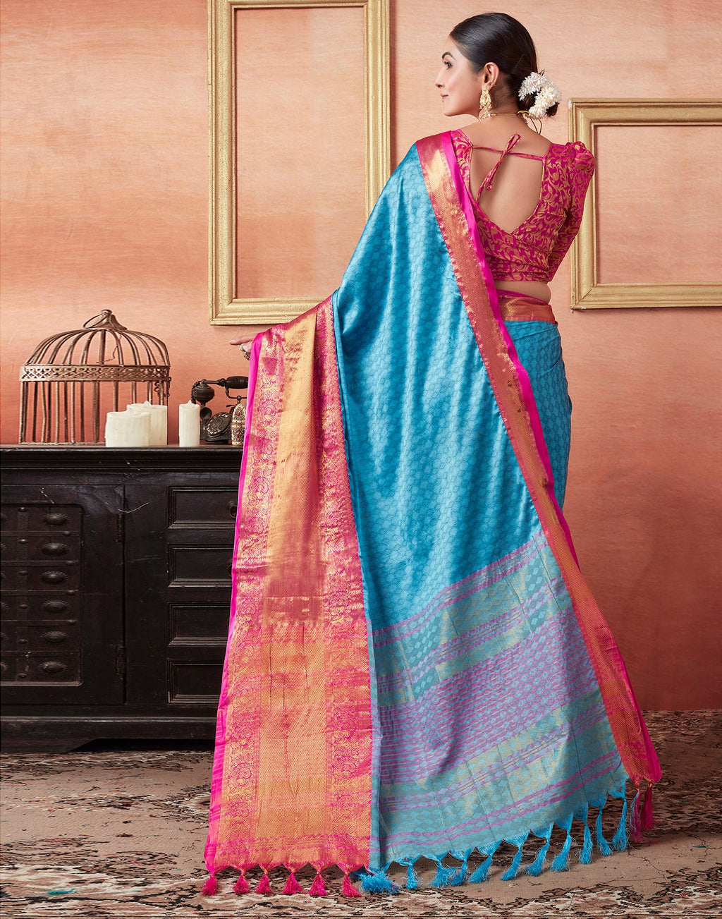 Vaibhav Cotton Silk Woven Kanjivaram Saree
