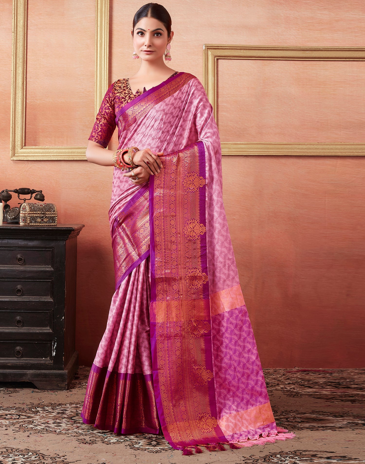 Vaibhav Cotton Silk Woven Kanjivaram Saree