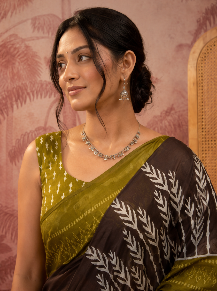 Traditional Ethnic Design Brown Printed Saree - 57456d13 7935 48a3 8b7d 8efb26bc7fa6