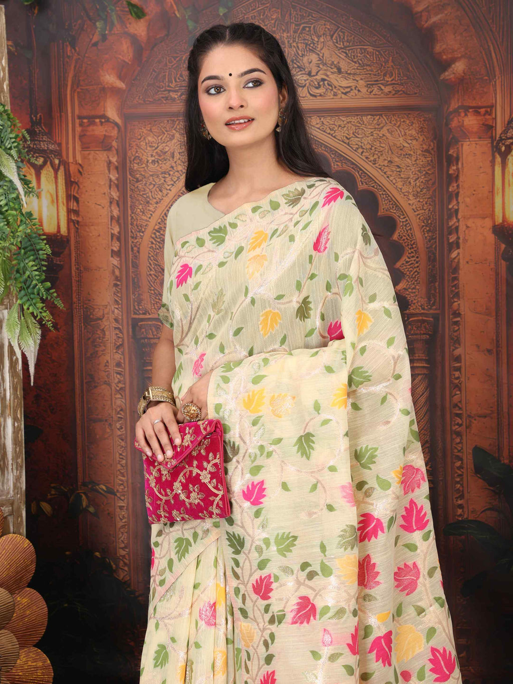 Traditional Linen Cotton Saree with Floral Design