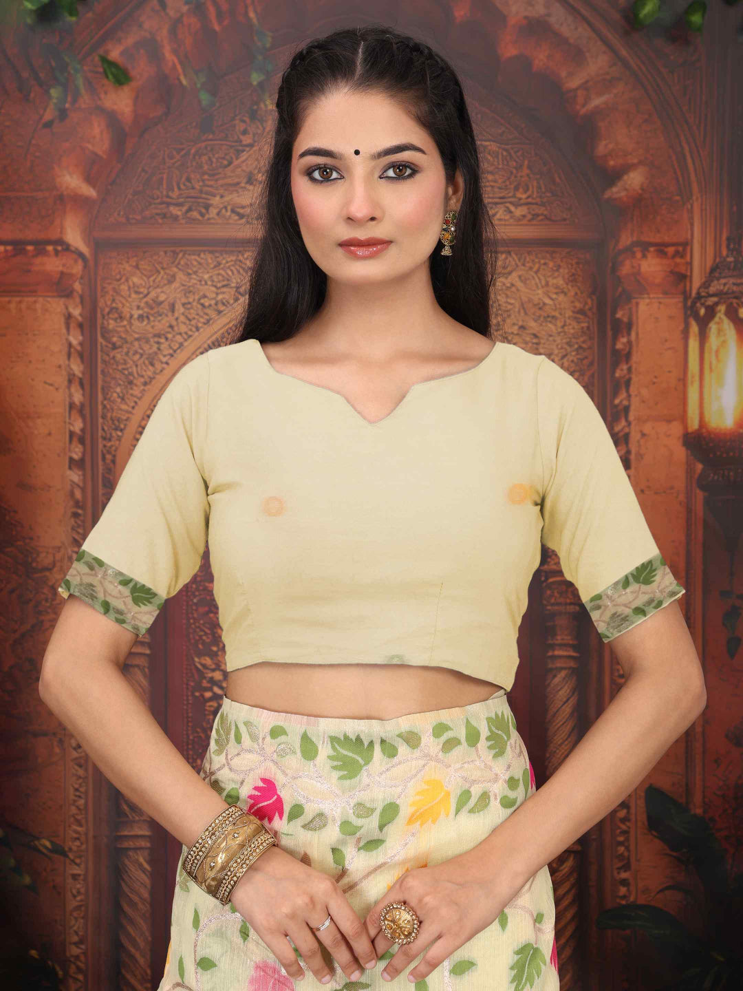 Traditional Linen Cotton Saree with Floral Design