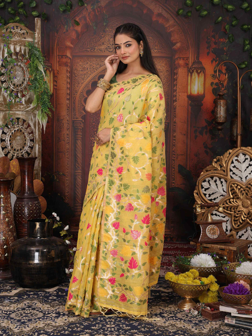 Traditional Linen Cotton Saree with Floral Design