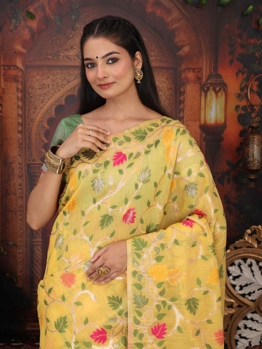 Traditional Linen Cotton Saree with Floral Design