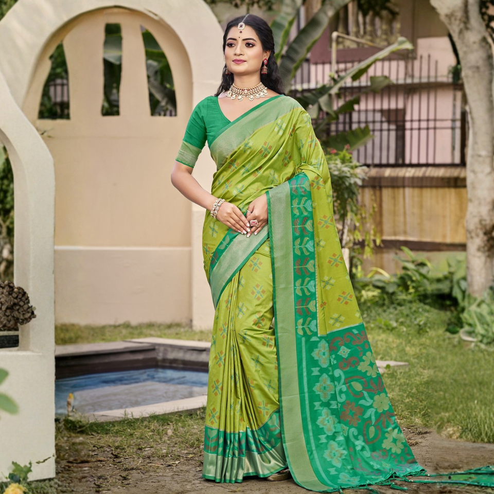 Pochampalli-Inspired Contrast Saree Collection