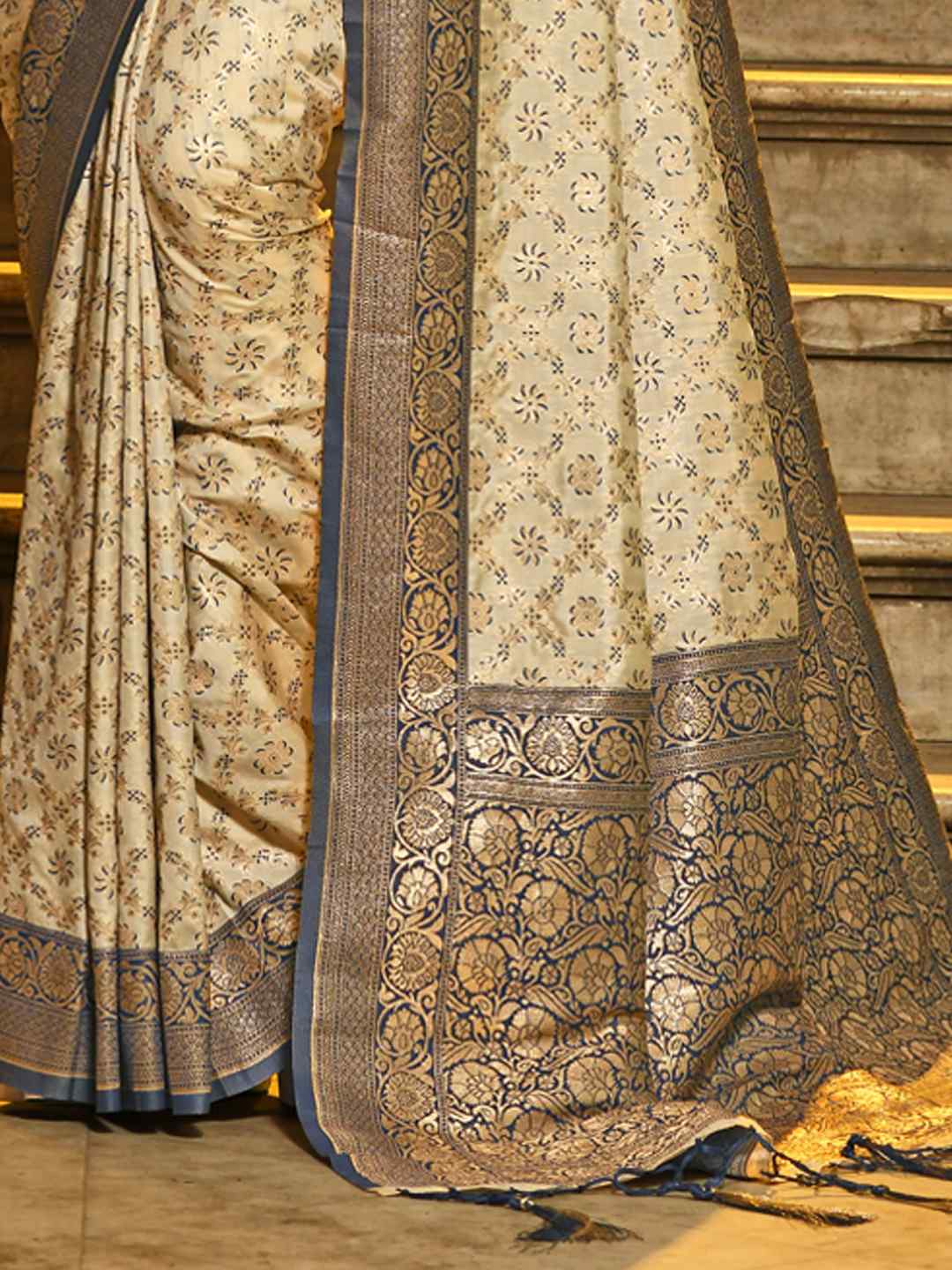 Cream and Maroon Woven Zari Work banarasi silk Saree