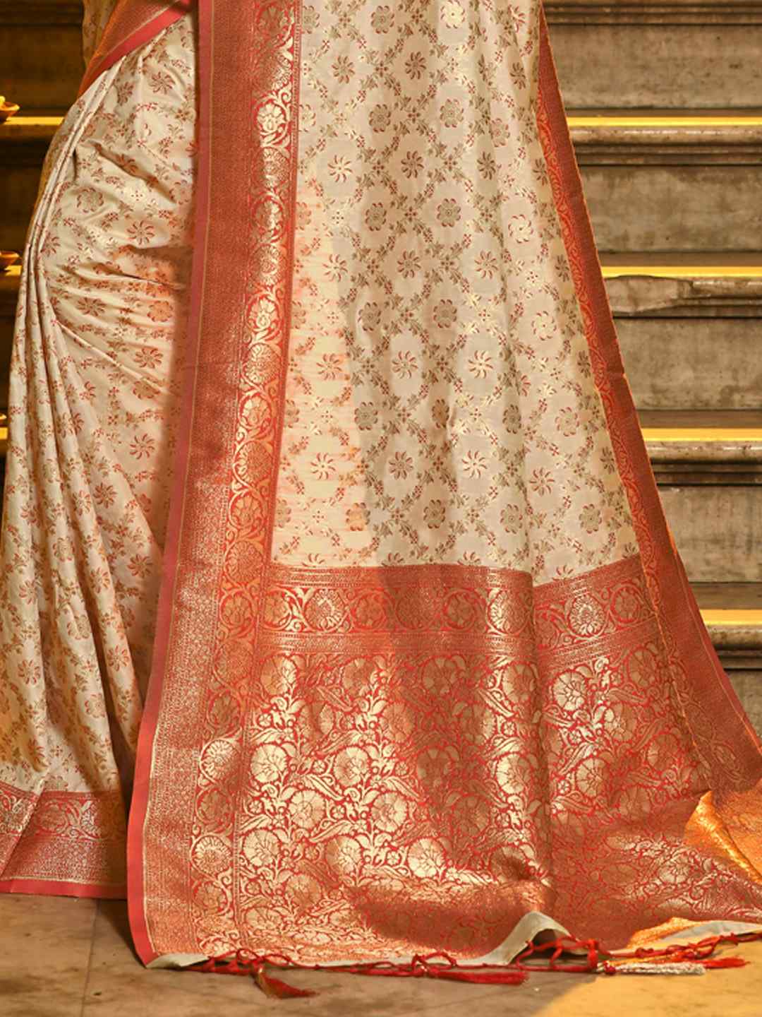 Cream and Maroon Woven Zari Work banarasi silk Saree
