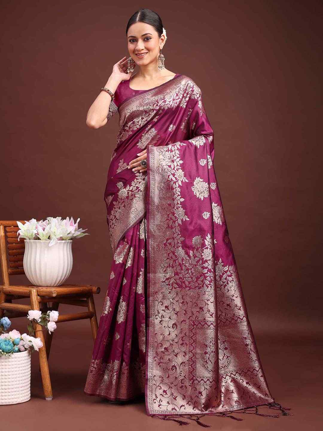 Dark Green Banarasi Silk Saree with Rich Zari Weaving & Heavy Pallu