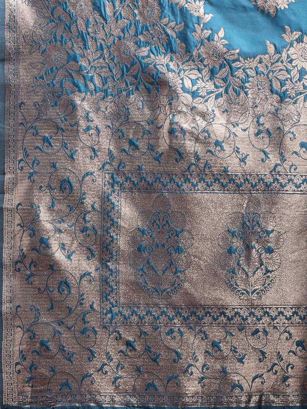 Dark Green Banarasi Silk Saree with Rich Zari Weaving & Heavy Pallu
