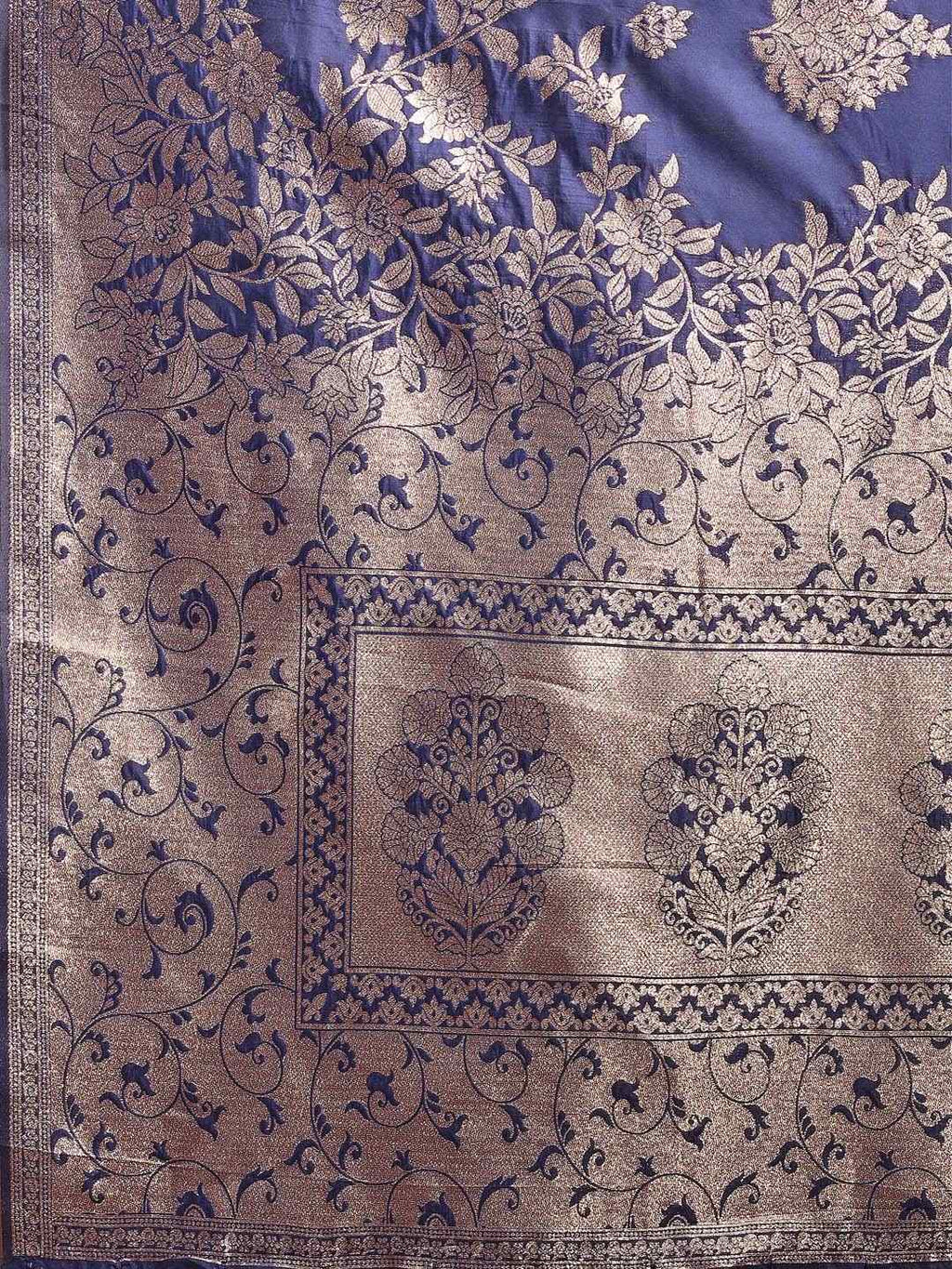 Dark Green Banarasi Silk Saree with Rich Zari Weaving & Heavy Pallu