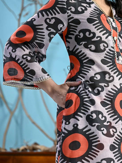 Black Orange Fish Cut 2pc