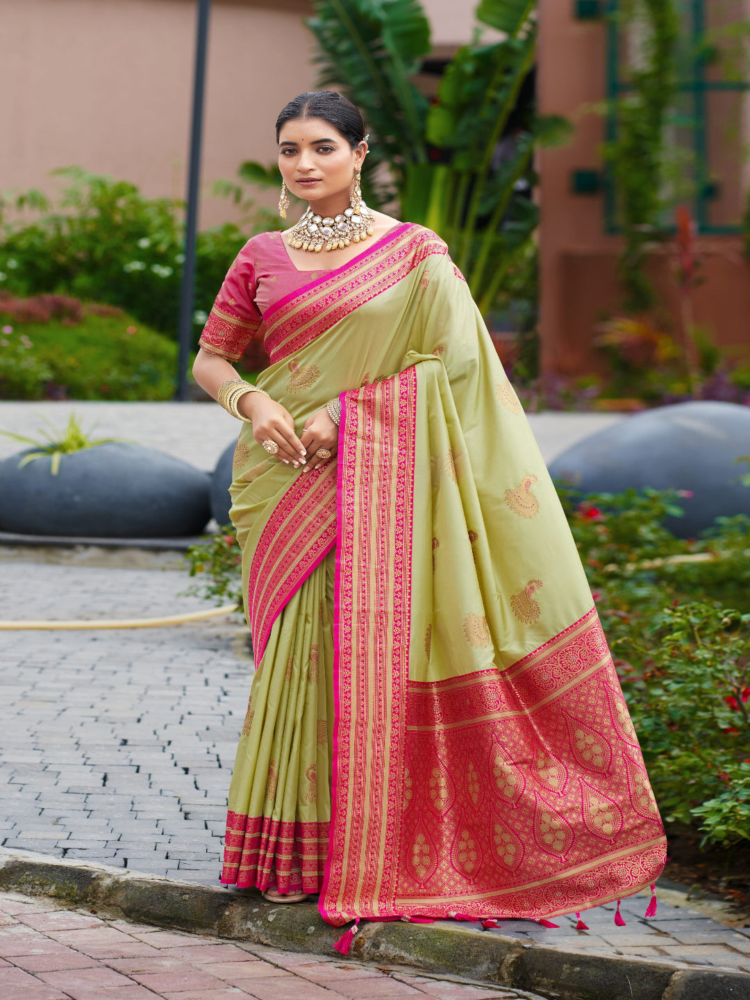 Elegant Peach Silk Saree with Contrast Maroon Heavy Zari Work