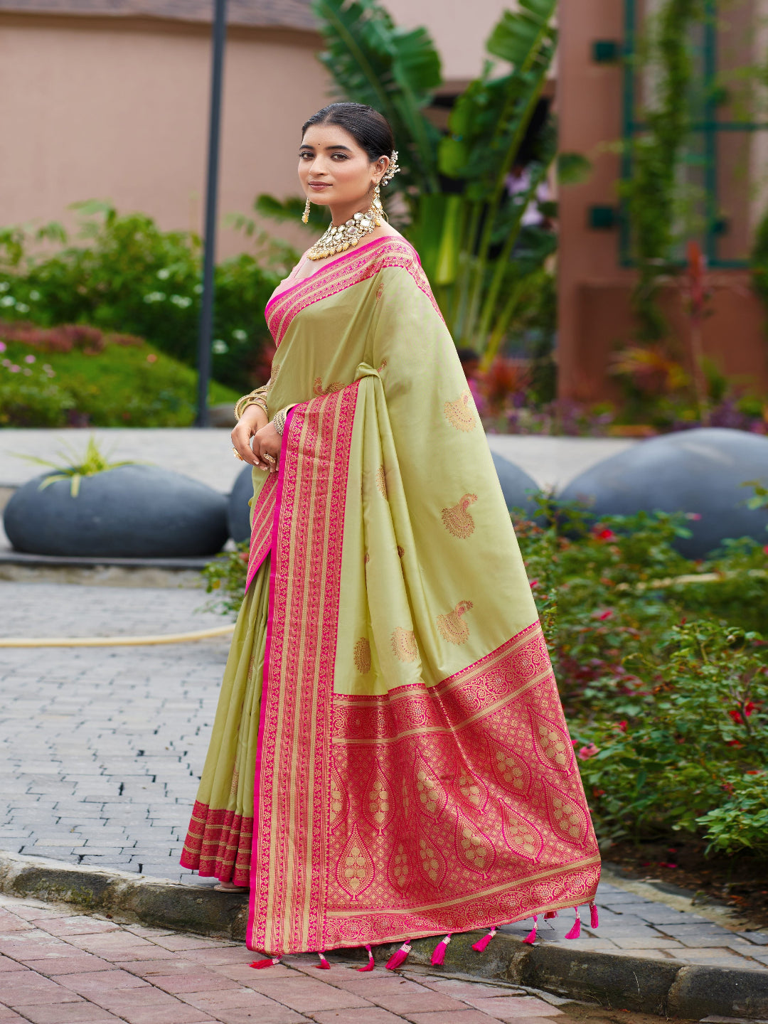 Elegant Peach Silk Saree with Contrast Maroon Heavy Zari Work