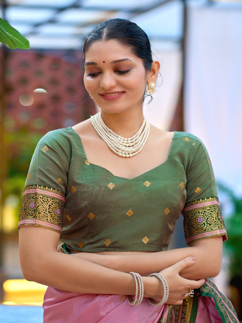 Elegant Peach Silk Saree with Contrast Maroon Heavy Zari Work