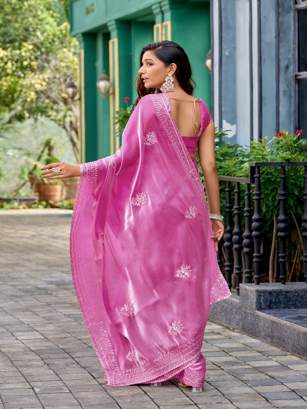 Contemporary Elegance: Shimmer Chiffon in Deep Violet