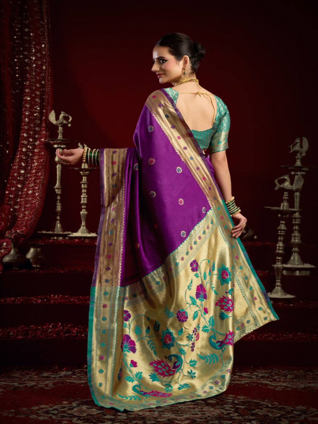 "The Golden Glow of Tradition silk bland butti weaving Paithani saree