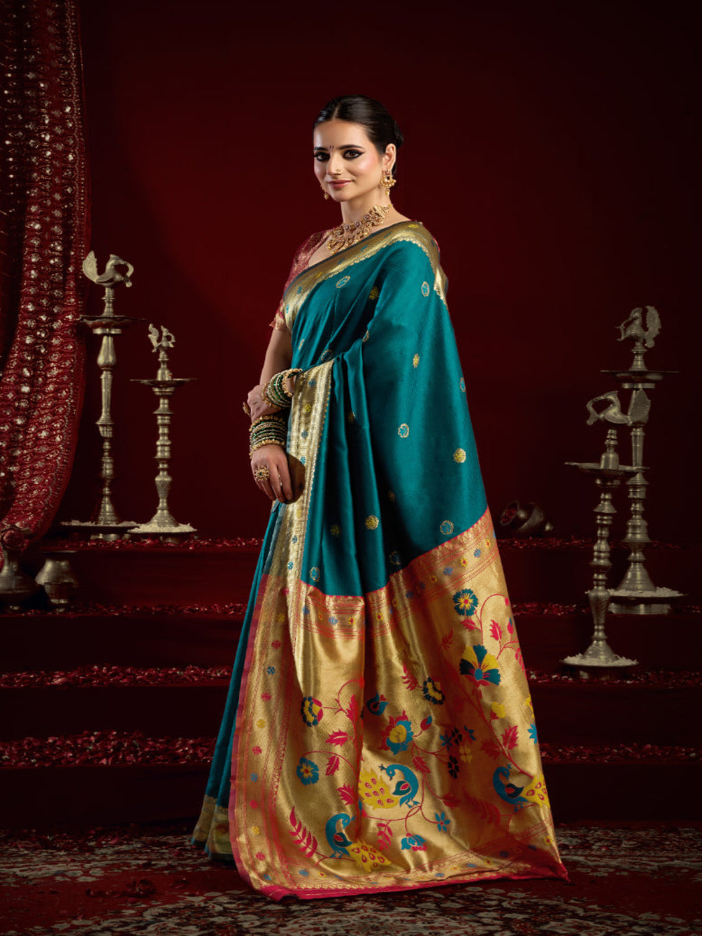 "The Golden Glow of Tradition silk bland butti weaving Paithani saree