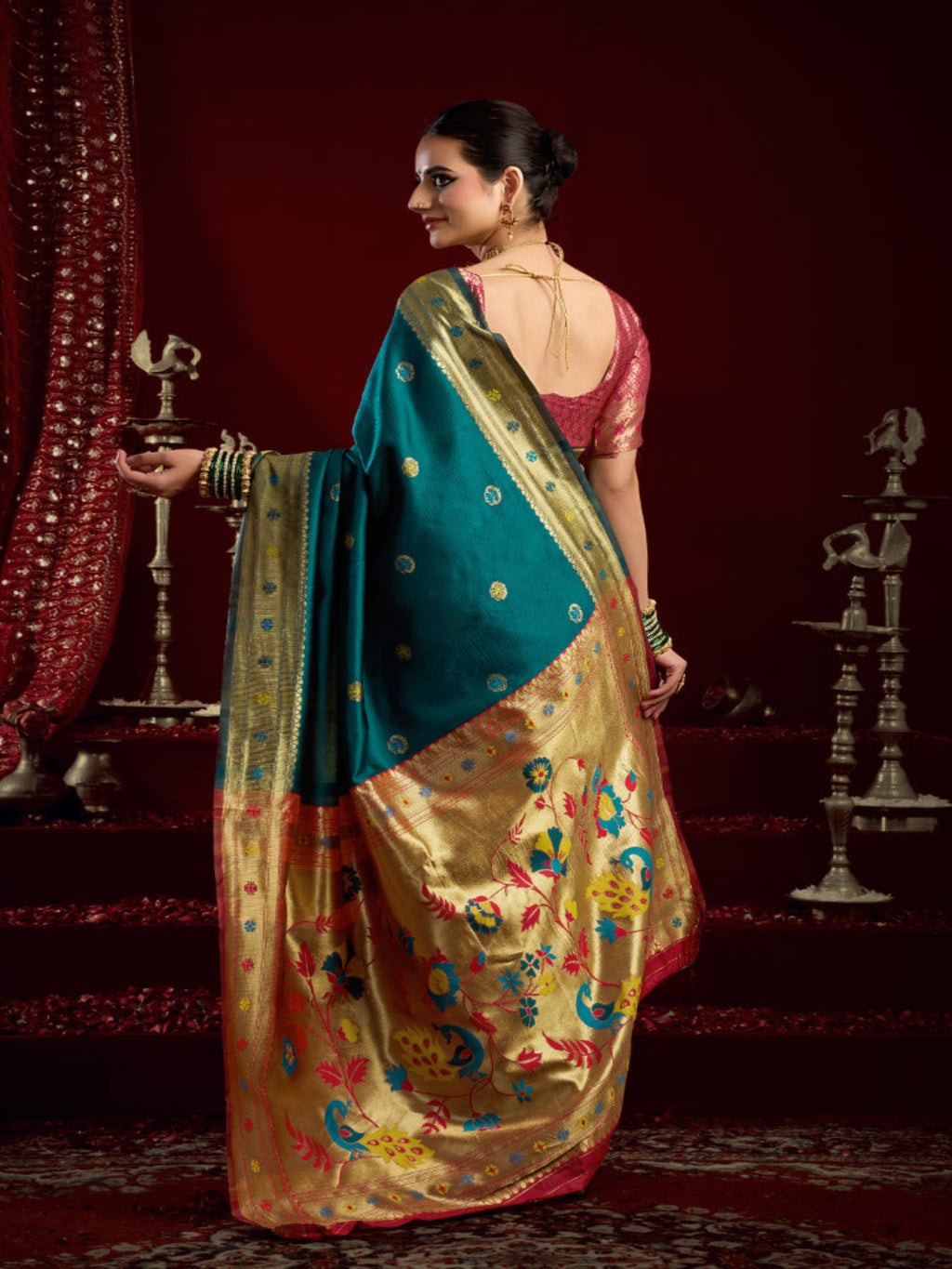"The Golden Glow of Tradition silk bland butti weaving Paithani saree