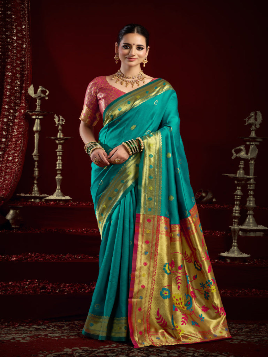 "The Golden Glow of Tradition silk bland butti weaving Paithani saree