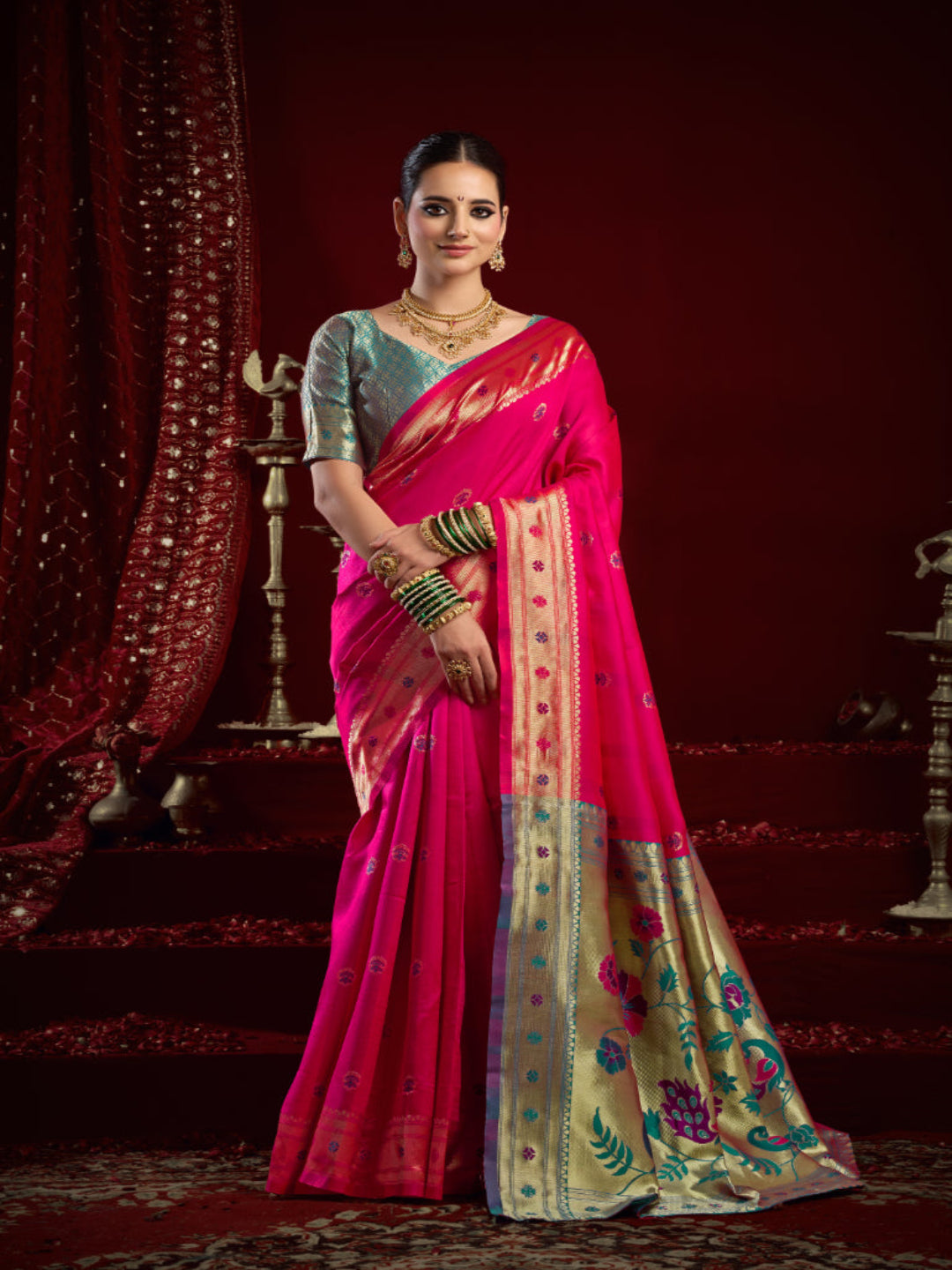 "The Golden Glow of Tradition silk bland butti weaving Paithani saree