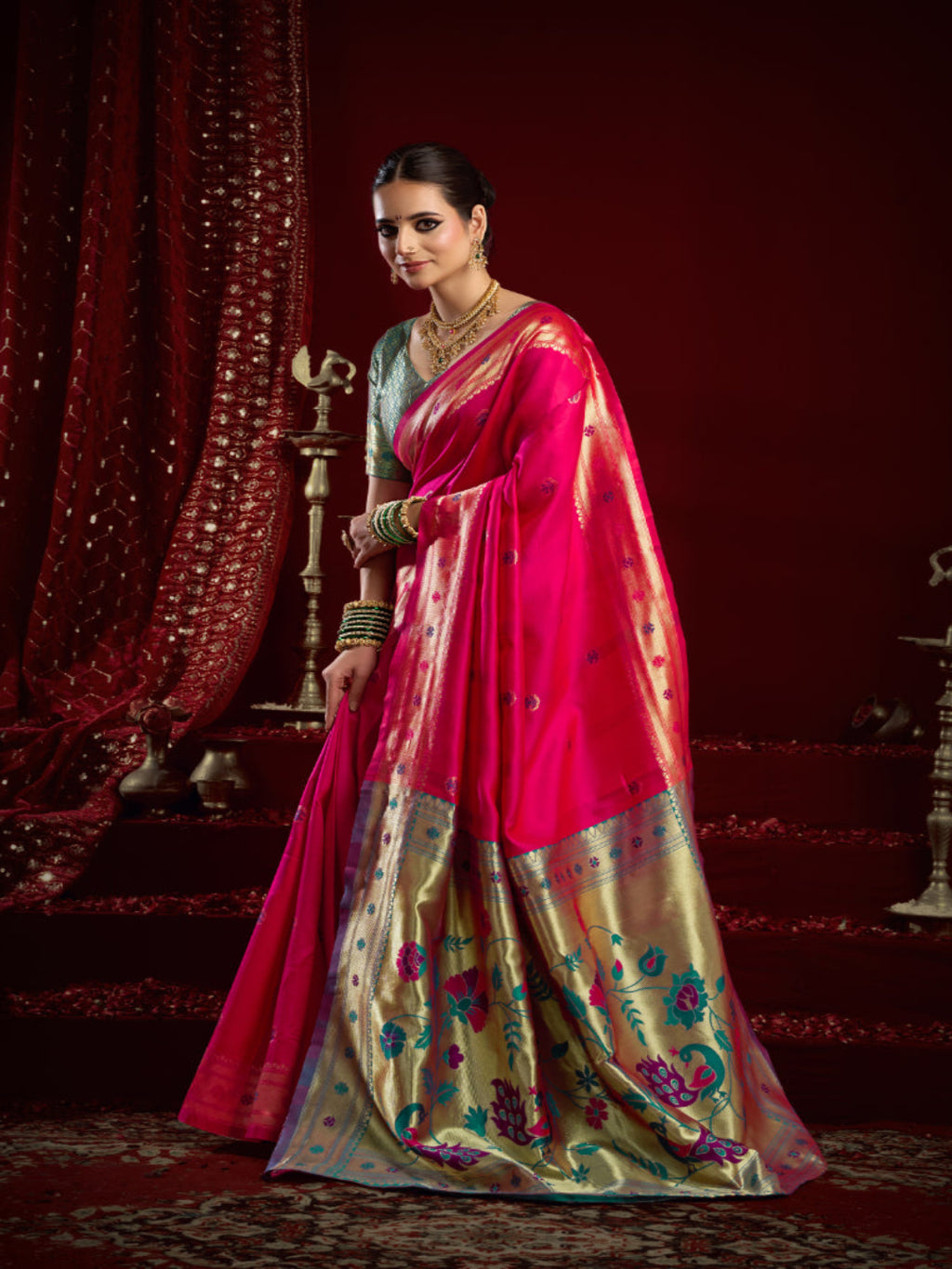"The Golden Glow of Tradition silk bland butti weaving Paithani saree