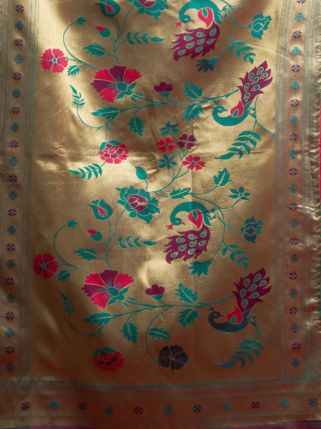 "The Golden Glow of Tradition silk bland butti weaving Paithani saree