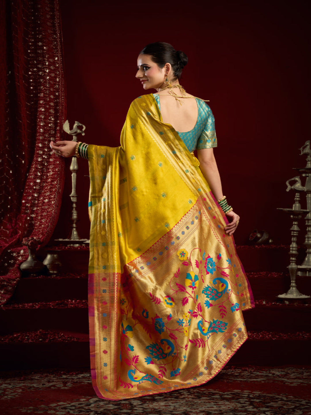 "The Golden Glow of Tradition silk bland butti weaving Paithani saree