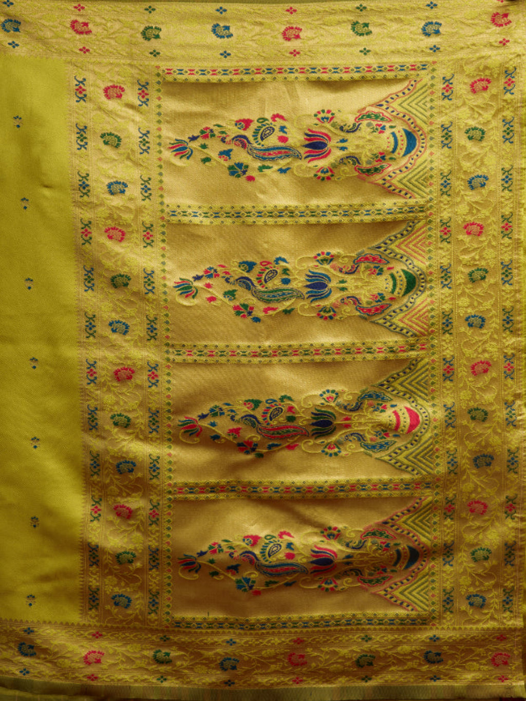 Heritage Teal Silk Saree with Meenakari Pallu