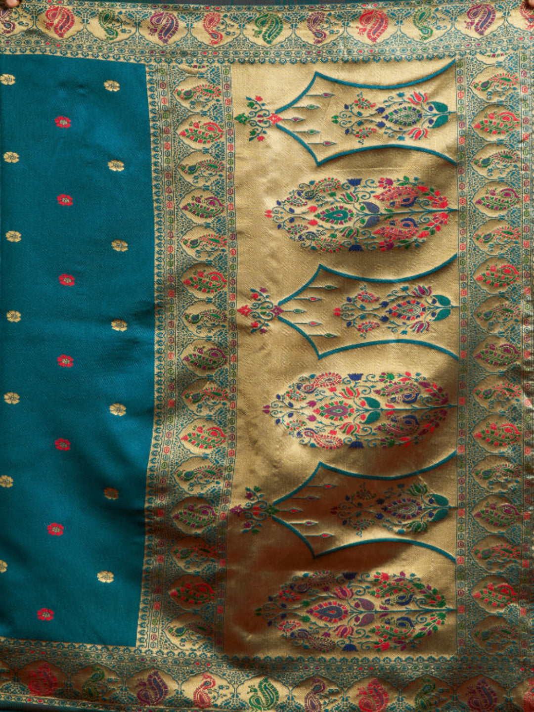 Majesty Designer Paithani: Captures the regal peacock and floral zari work.