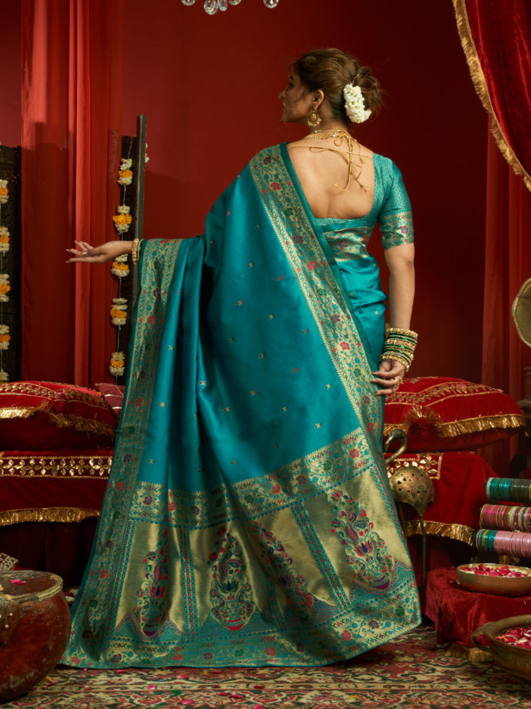 Emerald Heritage: Captures the deep green hue and the traditional Paithani artistry.