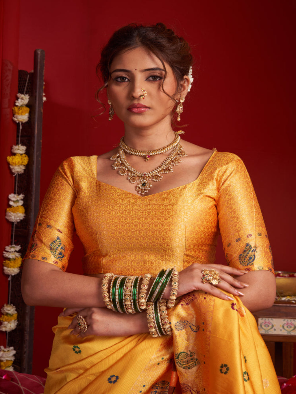 Emerald Heritage: Captures the deep green hue and the traditional Paithani artistry.