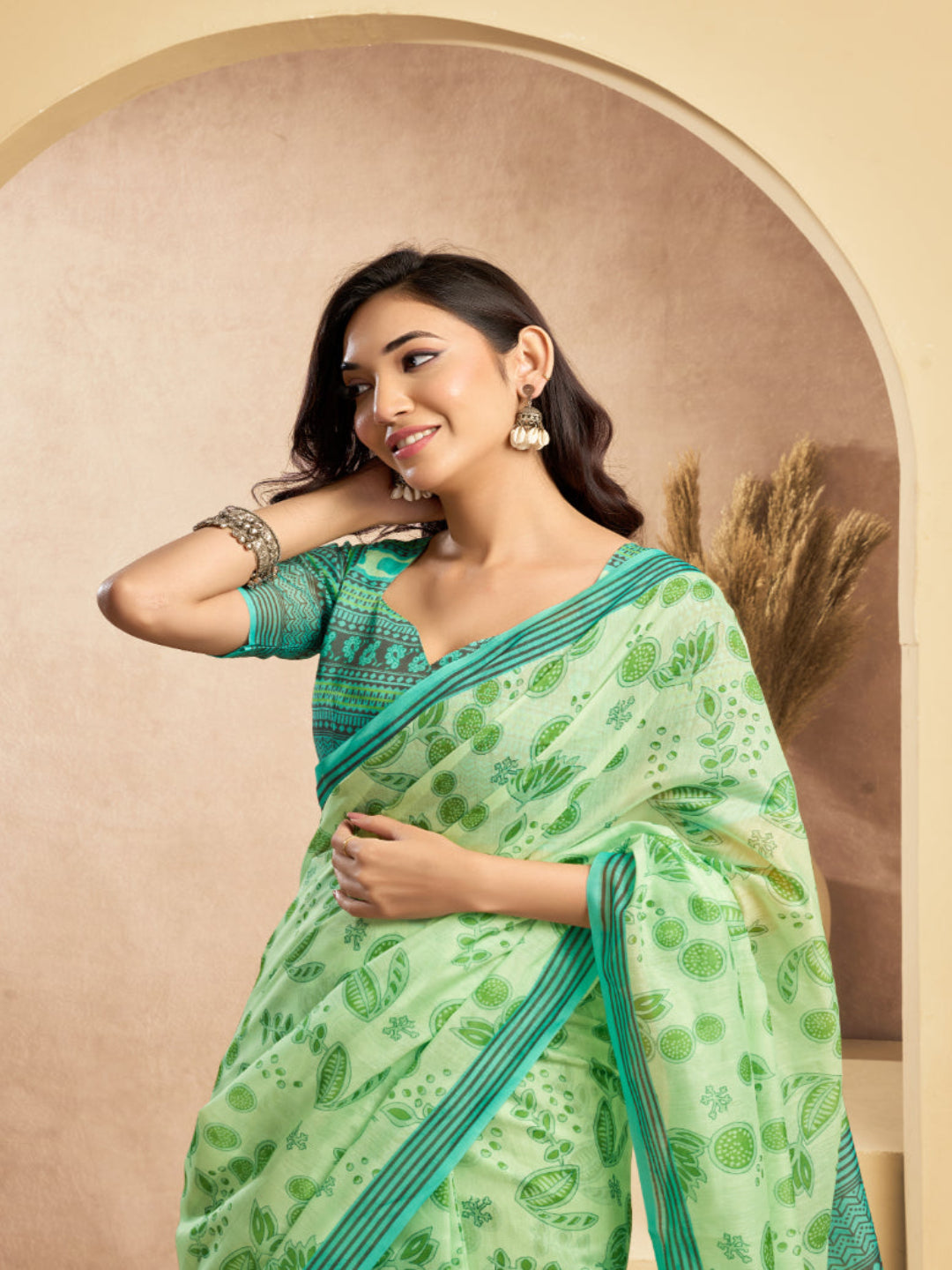 Floral Linen Drape with Printed Border ready to wear saree