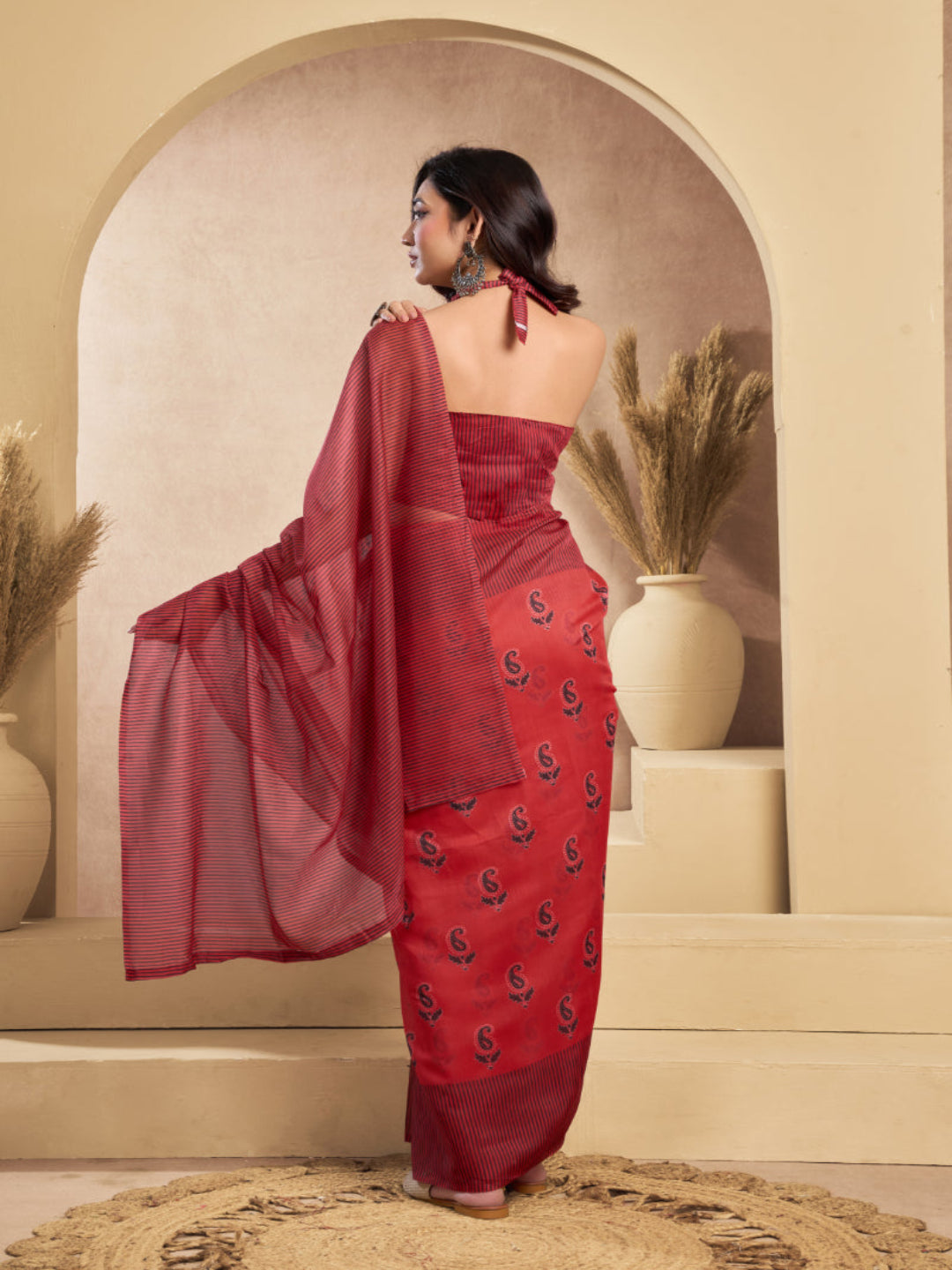 Floral Linen Drape with Printed Border ready to wear saree