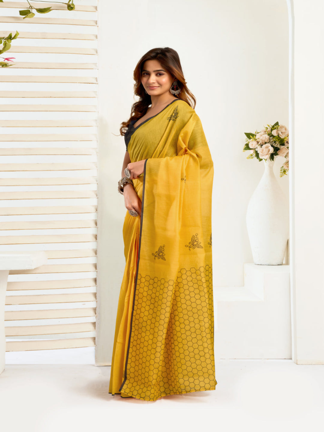 Floral Digital Printed Ready-to-Wear linen Saree