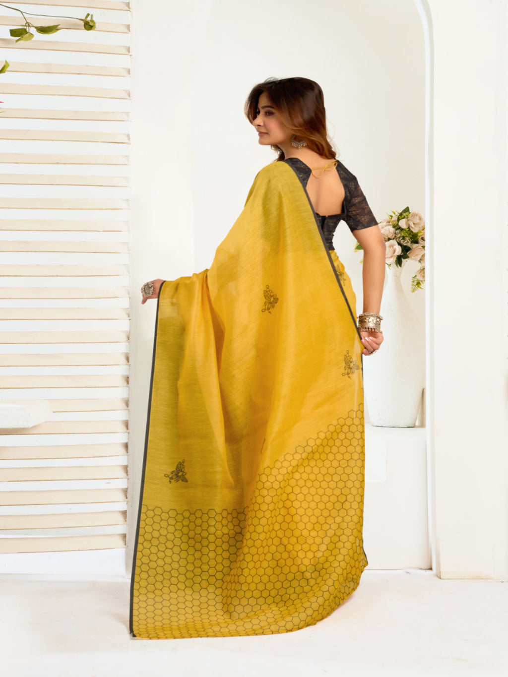 Floral Digital Printed Ready-to-Wear linen Saree