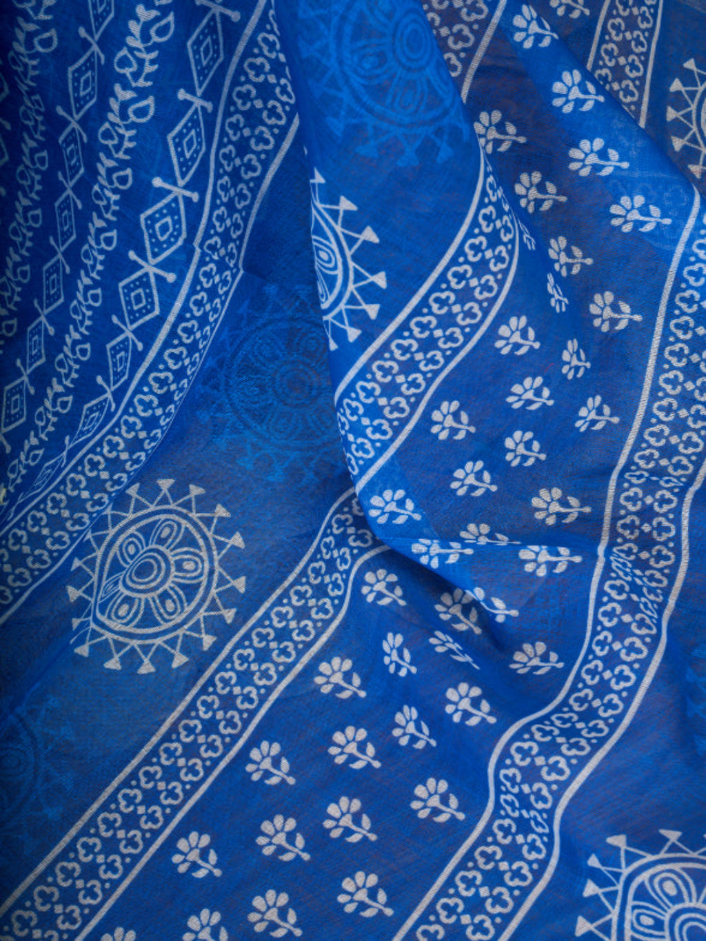 Elegant Digital Floral print Linen Blend ready to wear Saree