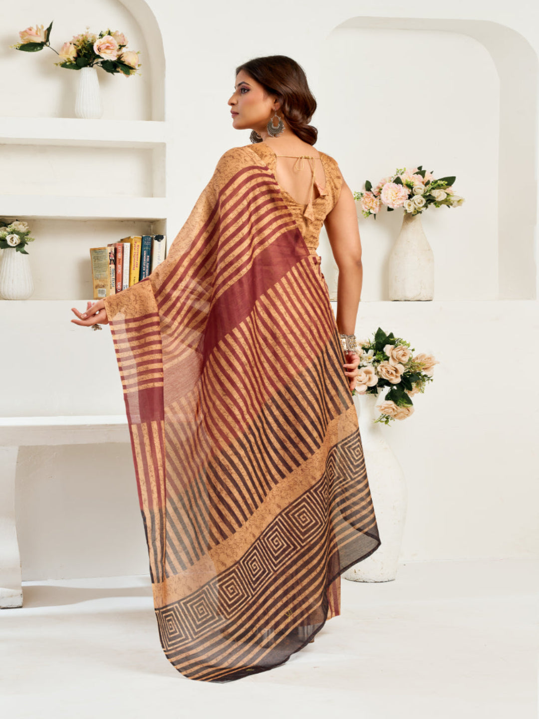 Stripe Golden Mirage Linen Blend zari border ready to wear saree