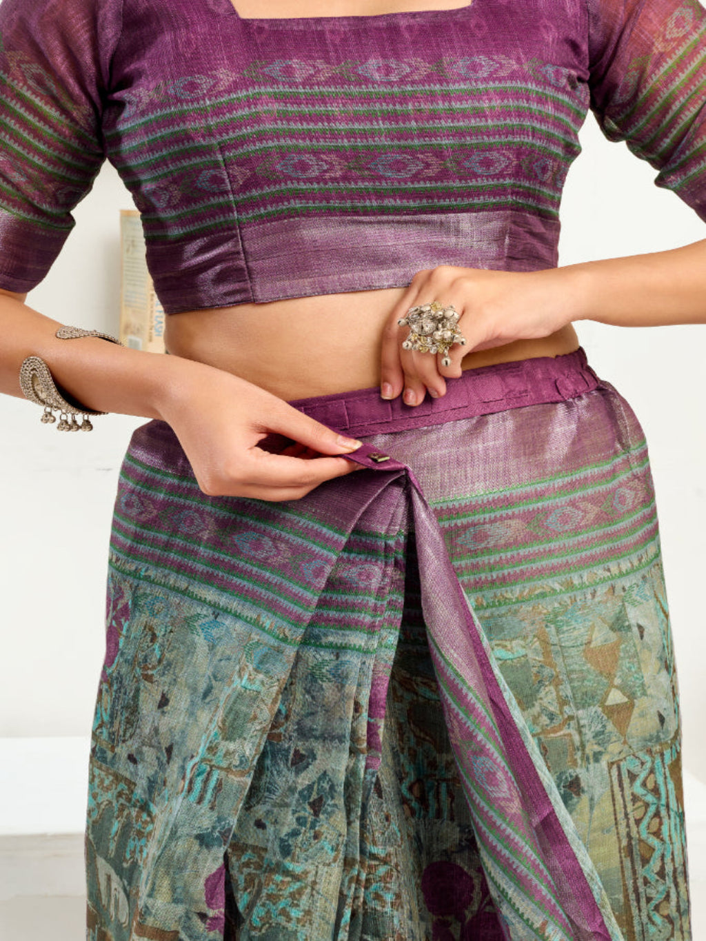 Women's Floral Printed Ready-to-Wear Linen Saree with Unstitched Blouse