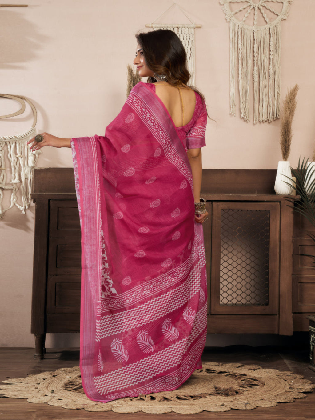 Floral Linen ready to wear with zari border saree