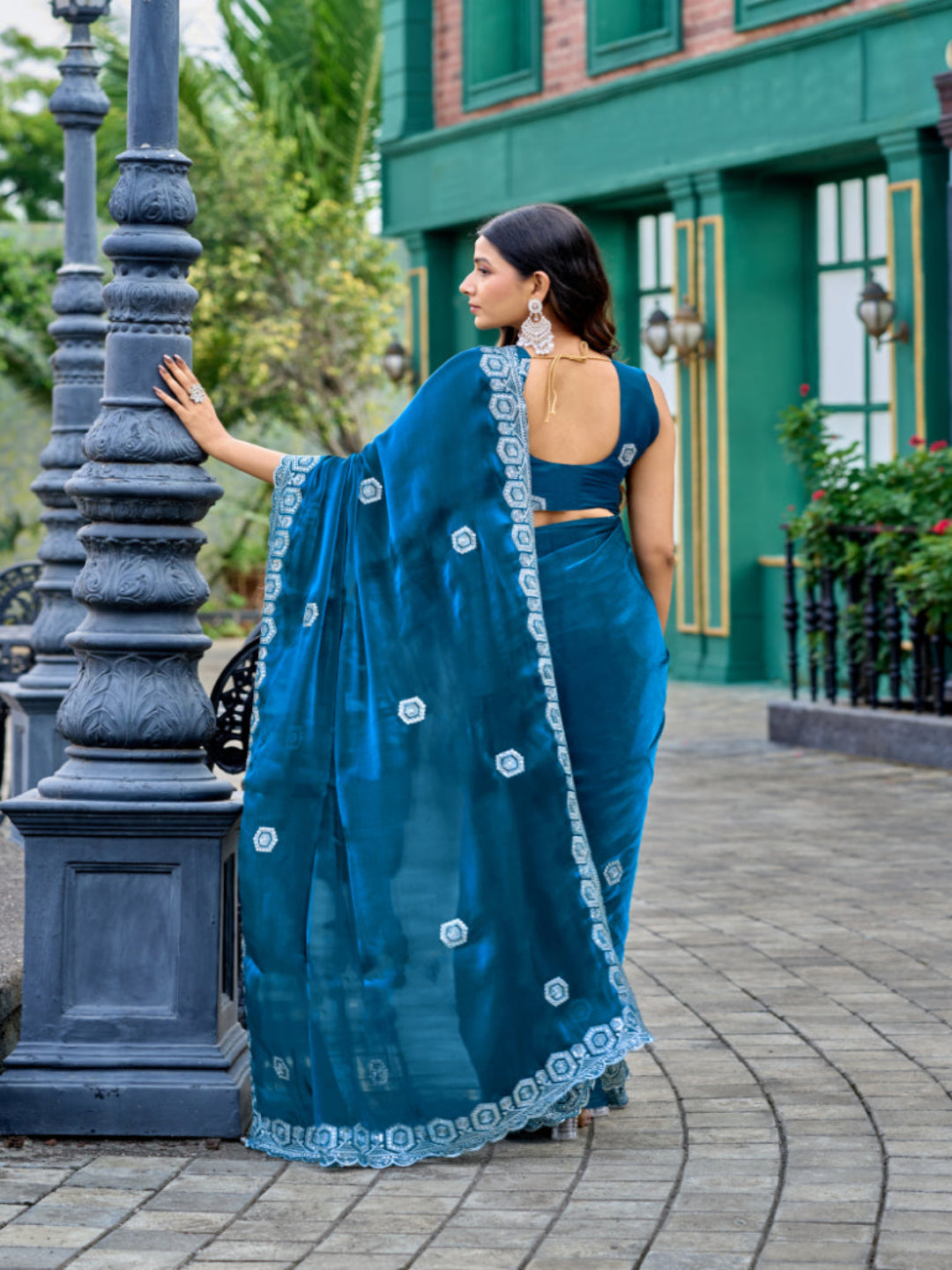 Radiant Magenta Shimmer Chiffon Saree with Embroidered Scalloped Border
