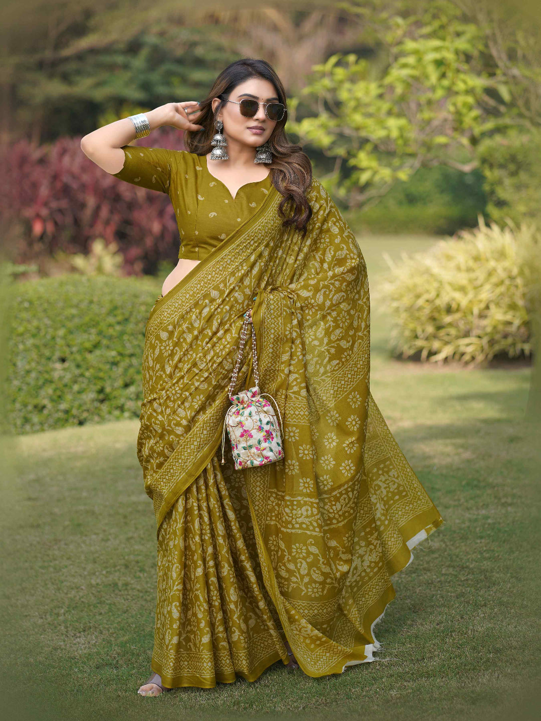 Sea Blue Cotten Saree with Golden Paisley Prints