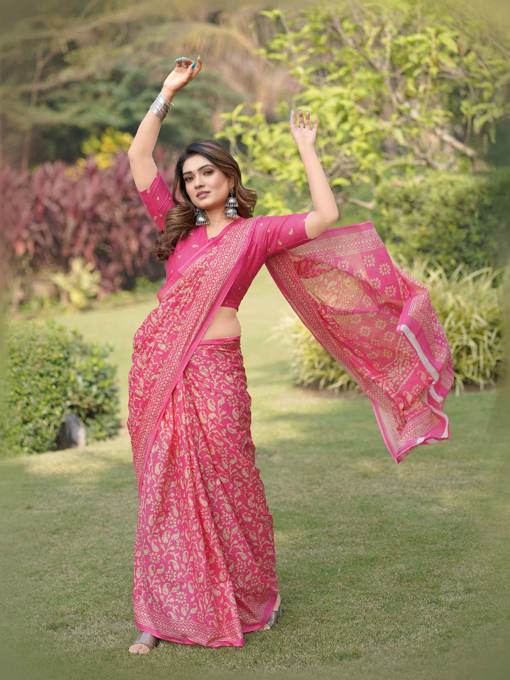 Sea Blue Cotten Saree with Golden Paisley Prints