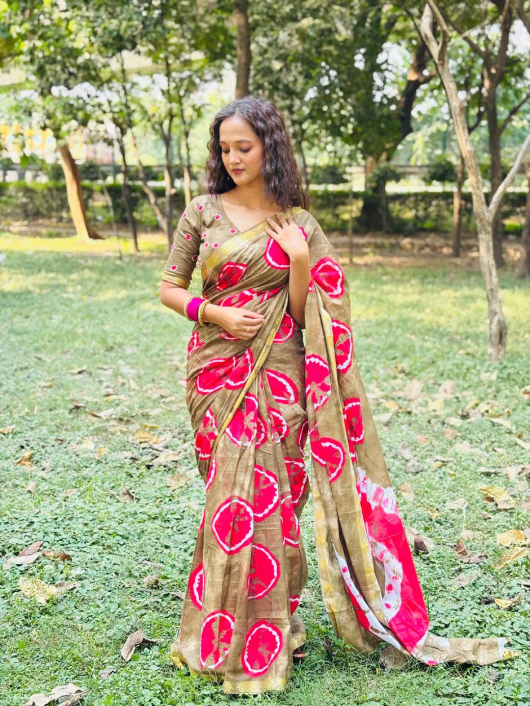 Vintage Charm Chikoo & Pink Shibori Saree