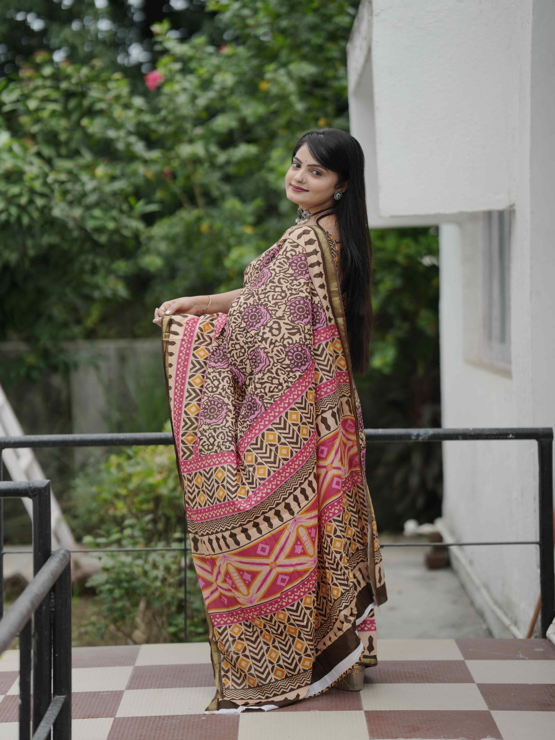 Black Pure Cotton Batik Print Saree
