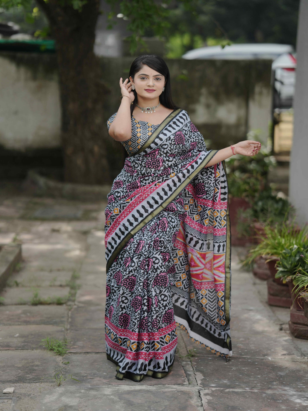 Black Pure Cotton Batik Print Saree